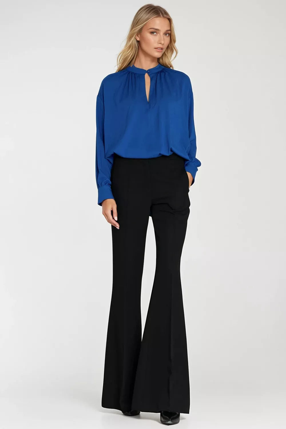 Kelnės moterims, modelis 219779 Nife