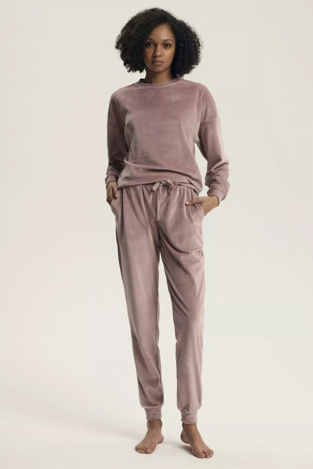 Rinkinys, modelis 219803 Henderson