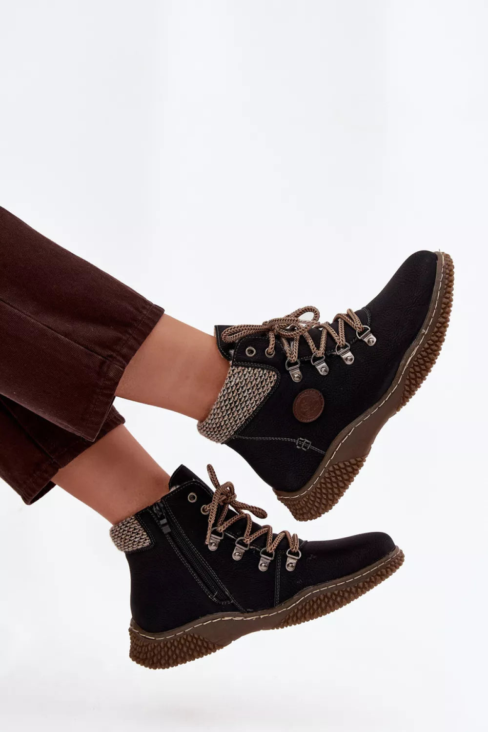 Traperio batai, modelis 219846 Step in style