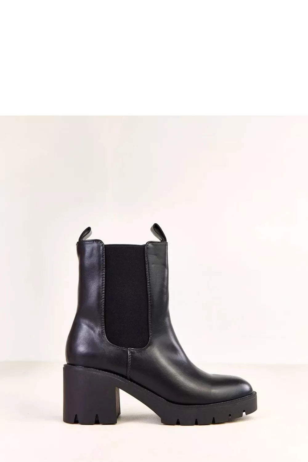 Aulinukai su kulnu, modelis 219954 Solea