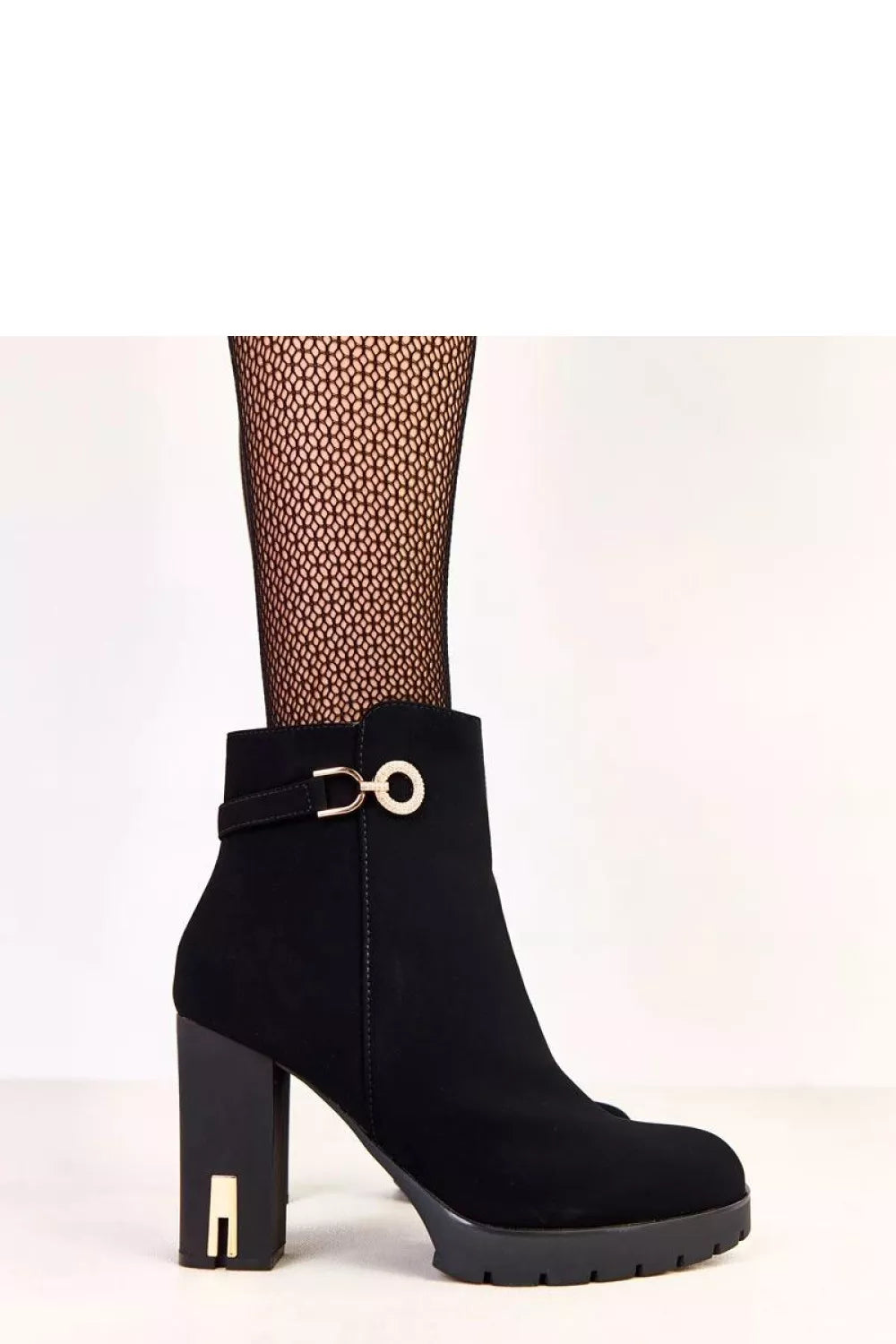 Auliniai batai su kulnu, modelis 219958 Solea