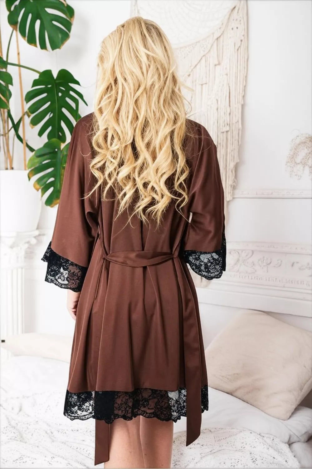 Chalatas modelis 220334 Kalimo