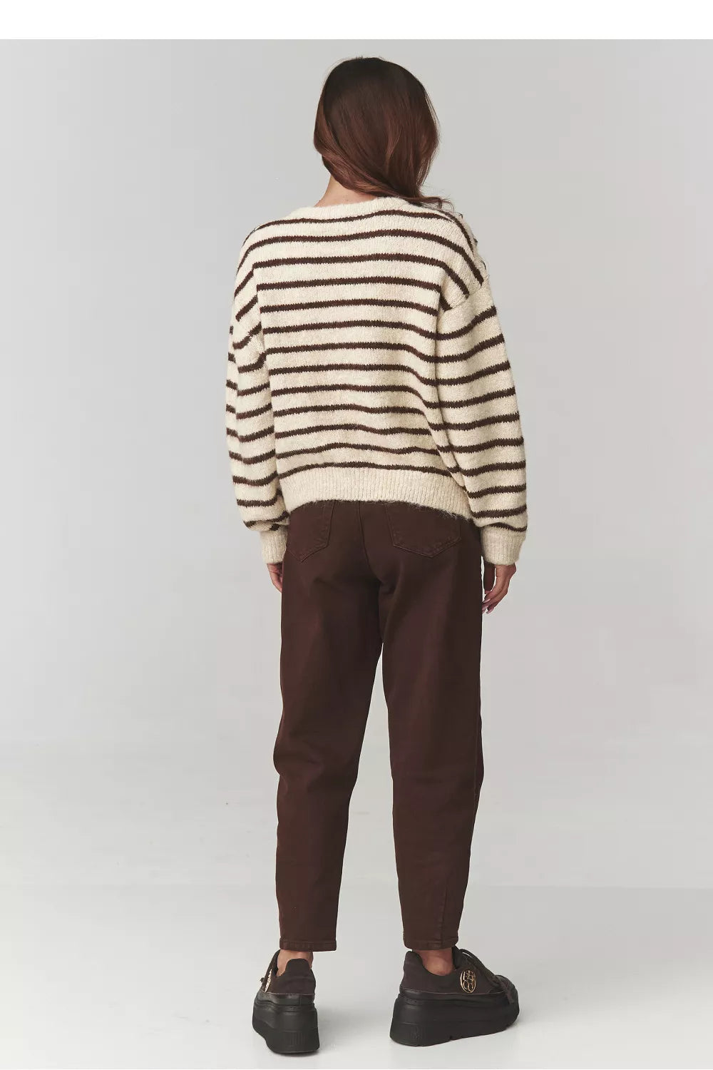 Megztinis modelis 220765 Makadamia