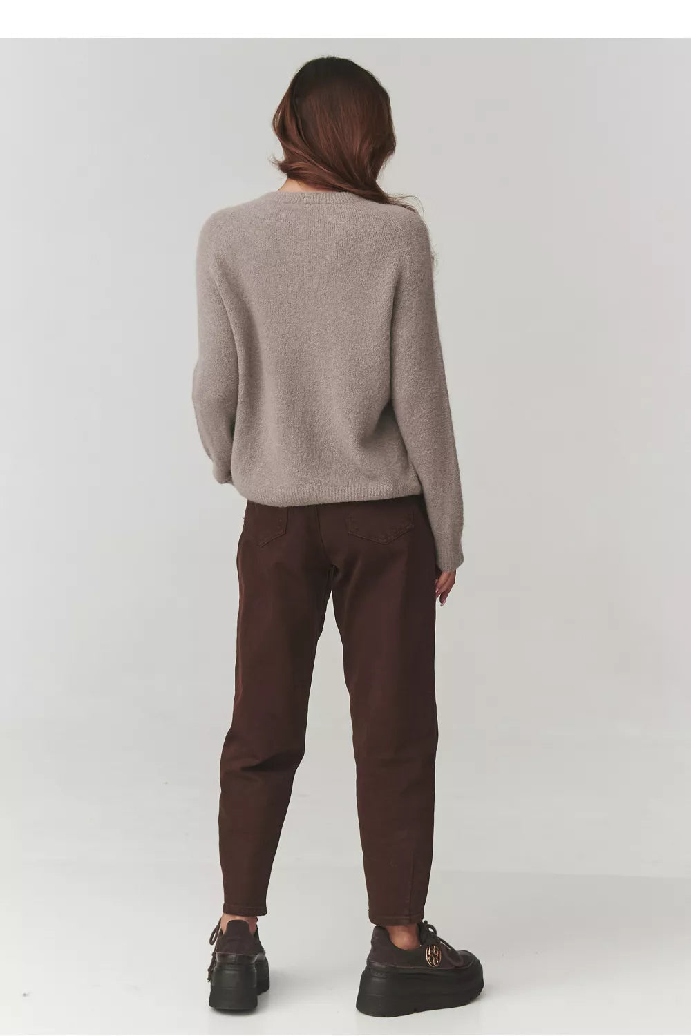 Megztinis modelis 220789 Makadamia