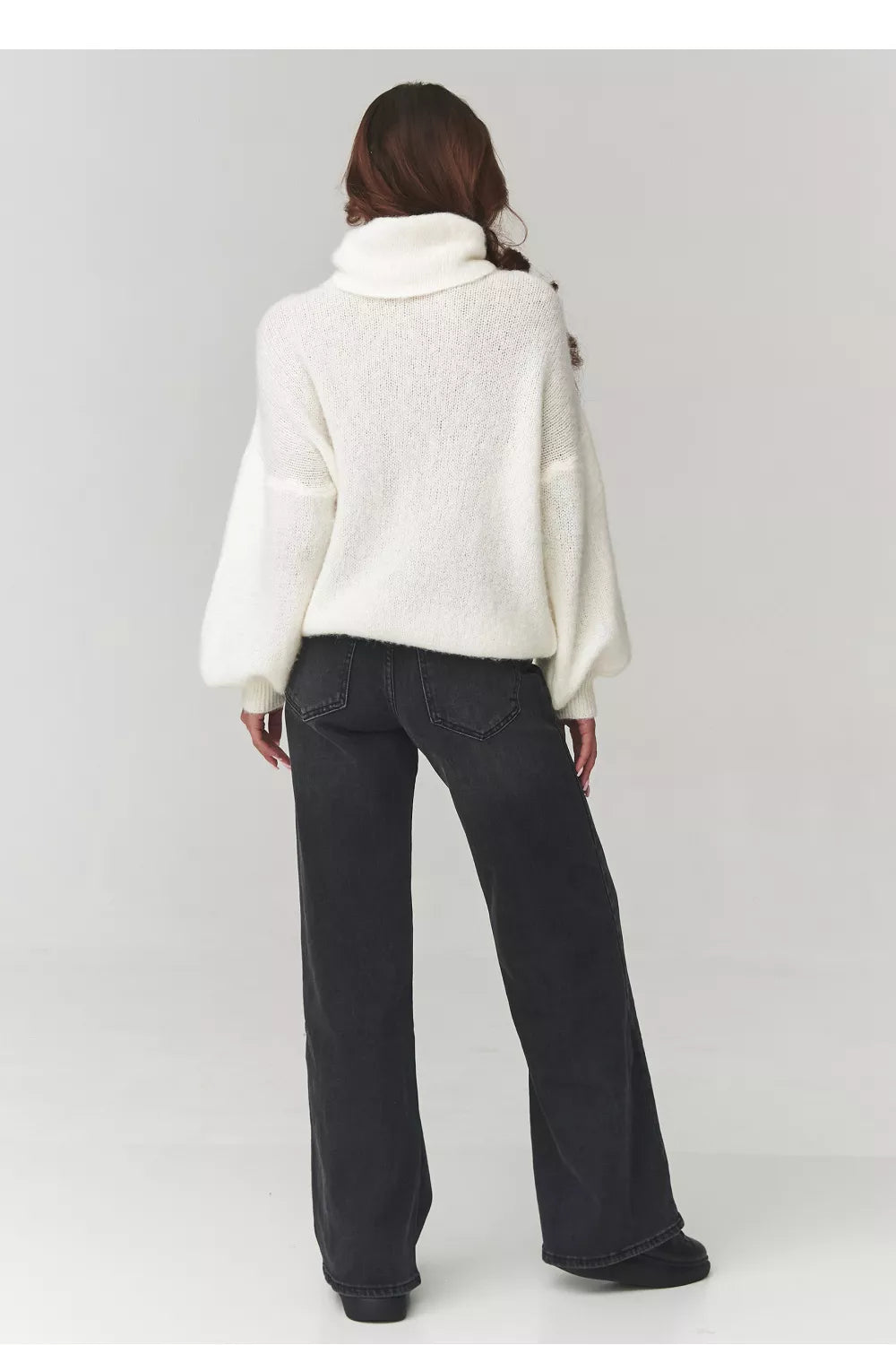Turtleneck modelis 220793 Makadamia