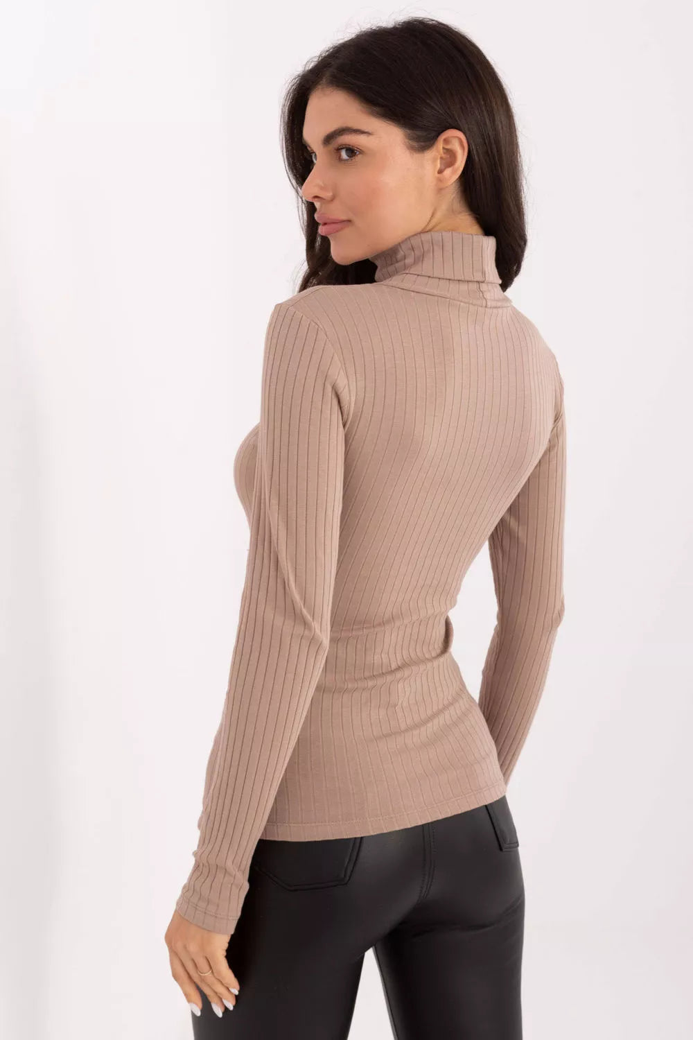 Megztinis aukštu kaklu, modelis 220871 Rue Paris