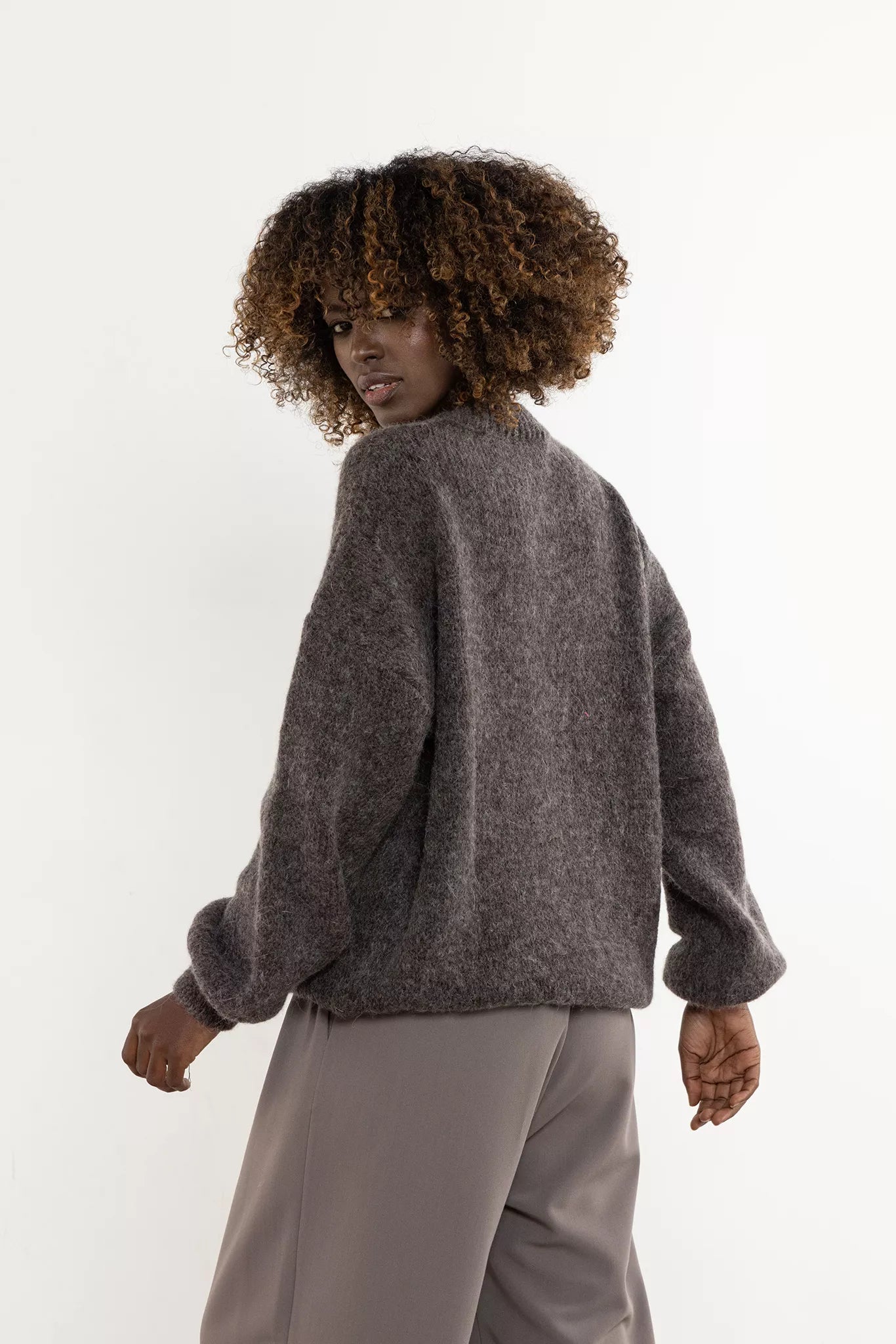 Megztinis modelis 220849 awama