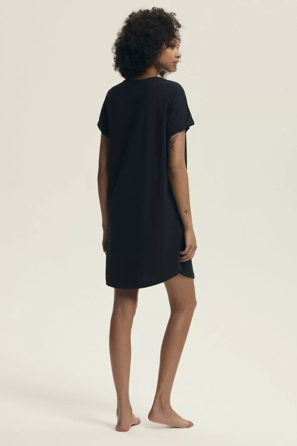 Miegamieji modelis 220983 Henderson
