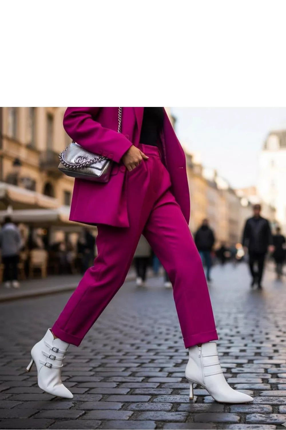 Aulinukai su kulnu, modelis 221018 Solea