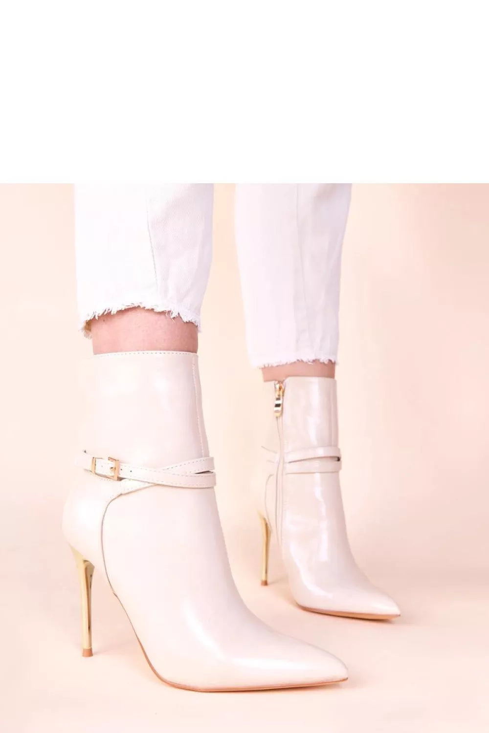 Auliniai batai su kulnu, modelis 221026 Solea