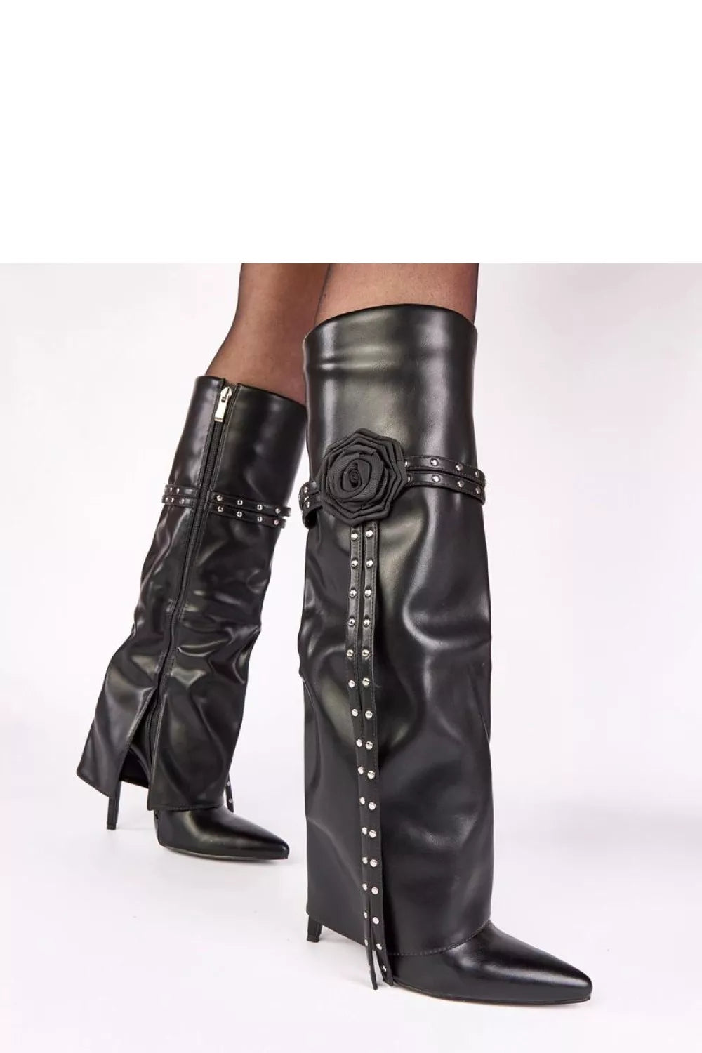 Auliniai batai modelis 221670 Solea