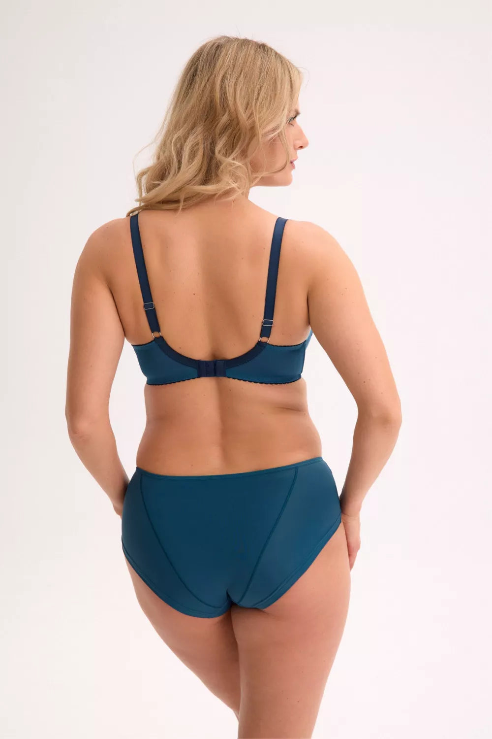 Pusiau minkštas modelis 221772 Gaia