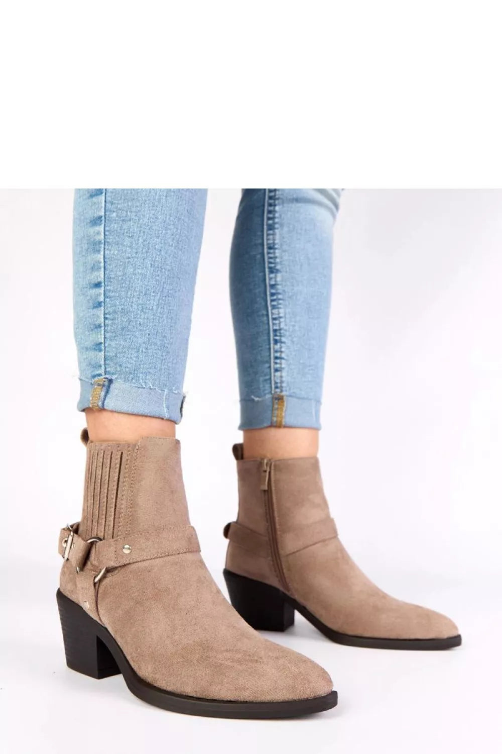 Auliniai batai modelis 222049 Solea