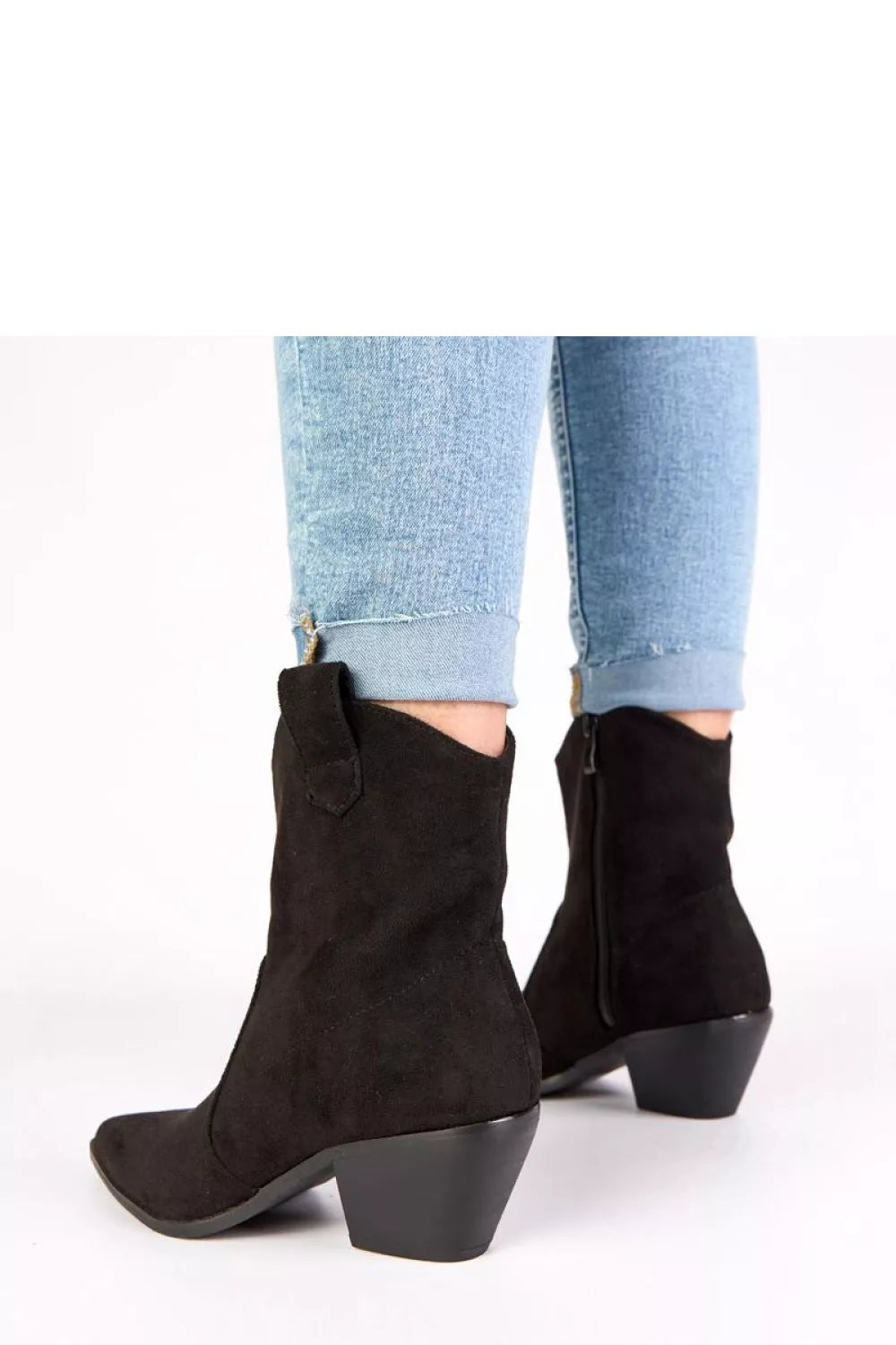Auliniai batai modelis 222050 Solea