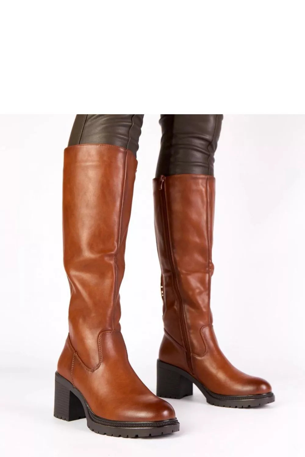 Auliniai batai modelis 222052 Solea