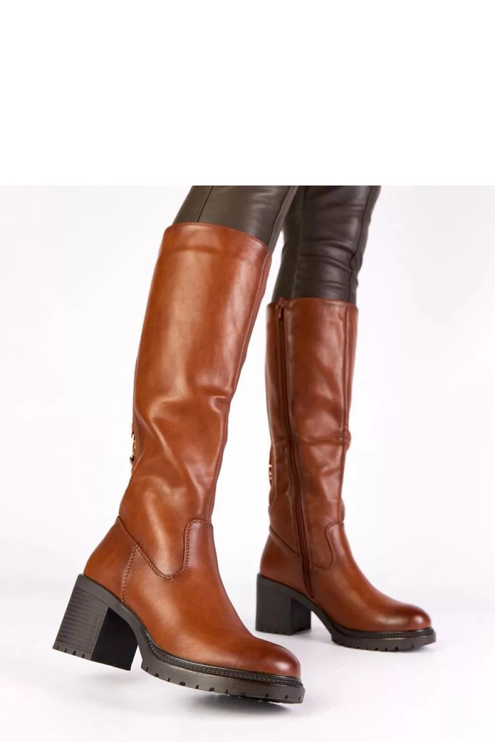 Auliniai batai modelis 222052 Solea
