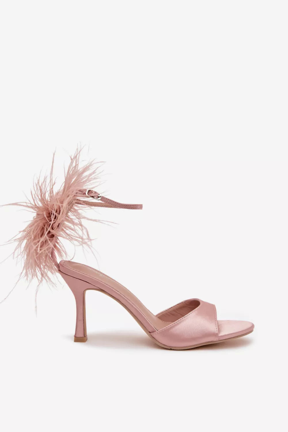 Kulnių sandalai, modelis 222266 Step in style