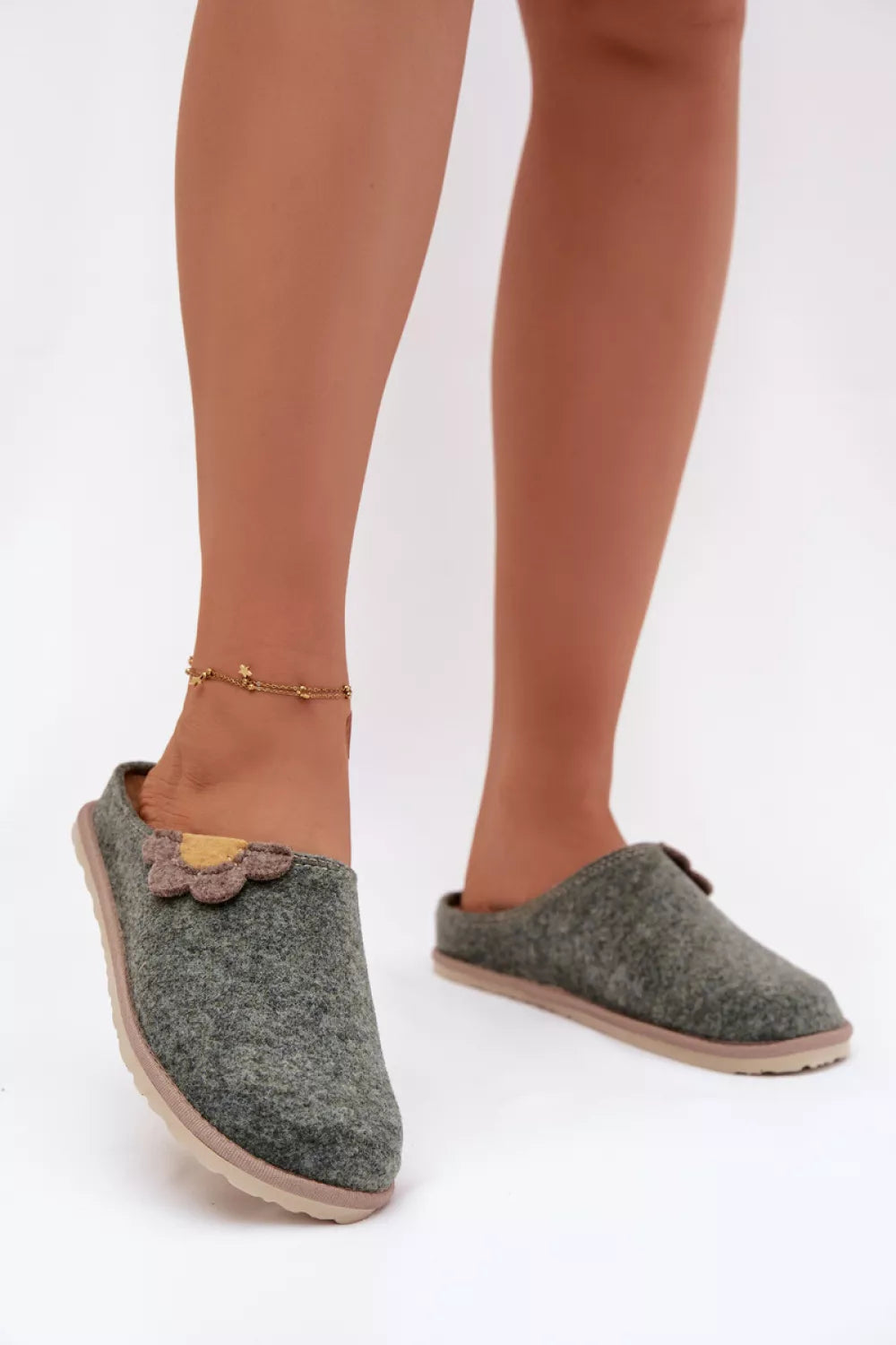 Šlepetės modelis 222278 Step in style