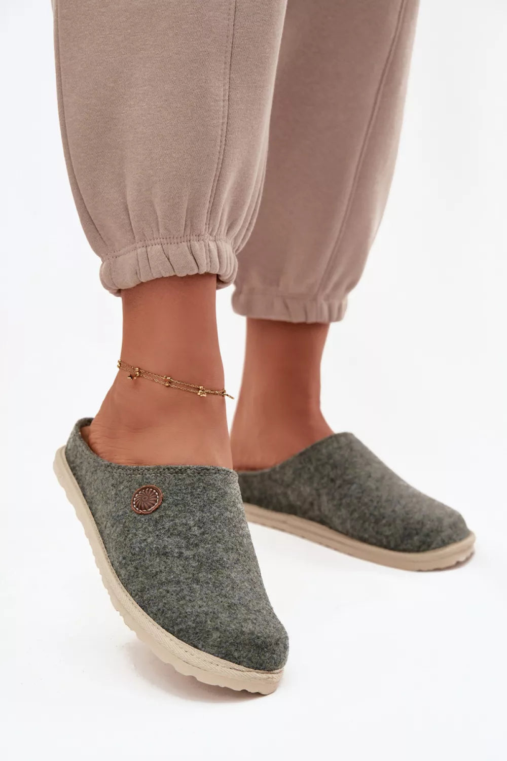 Šlepetės modelis 222292 Step in style
