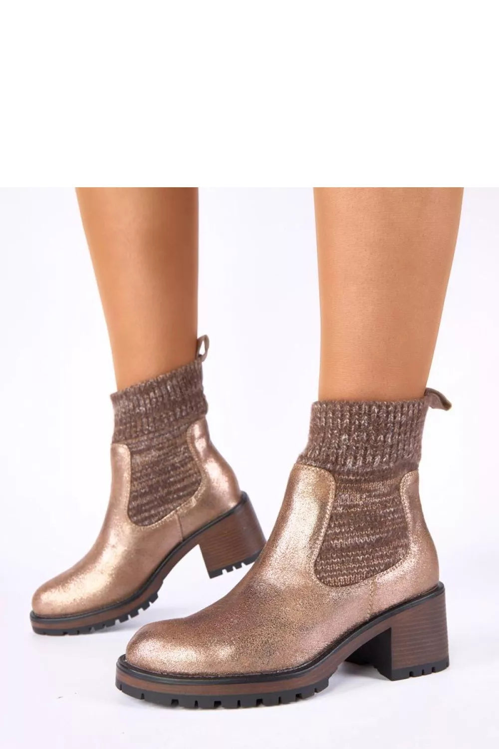 Auliniai batai modelis 222349 Solea