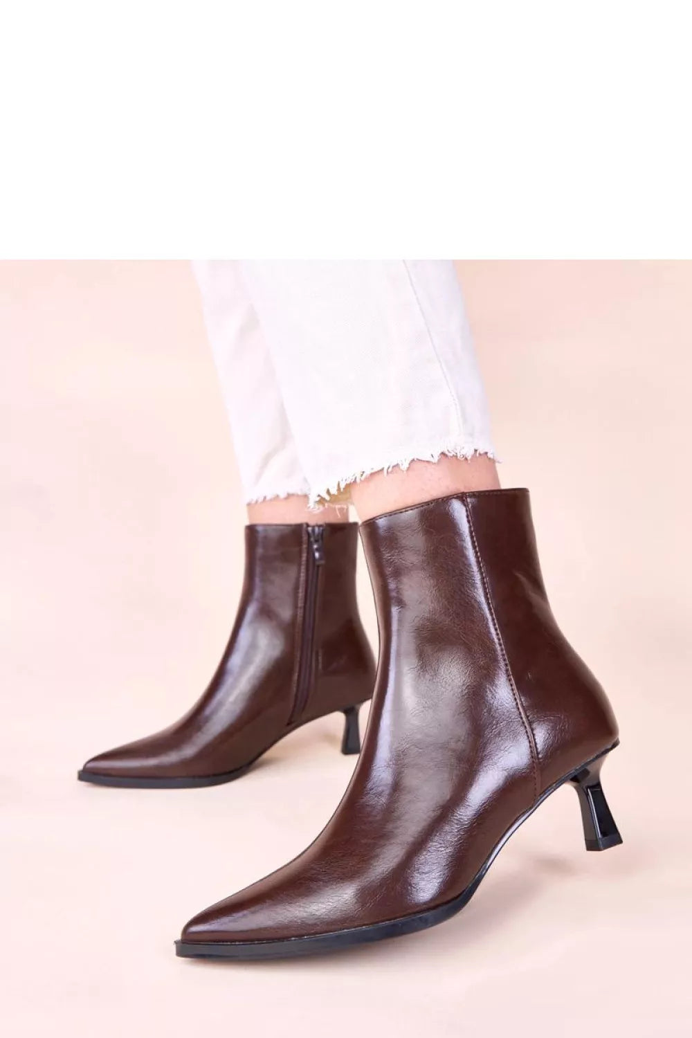 Auliniai batai modelis 222369 Solea