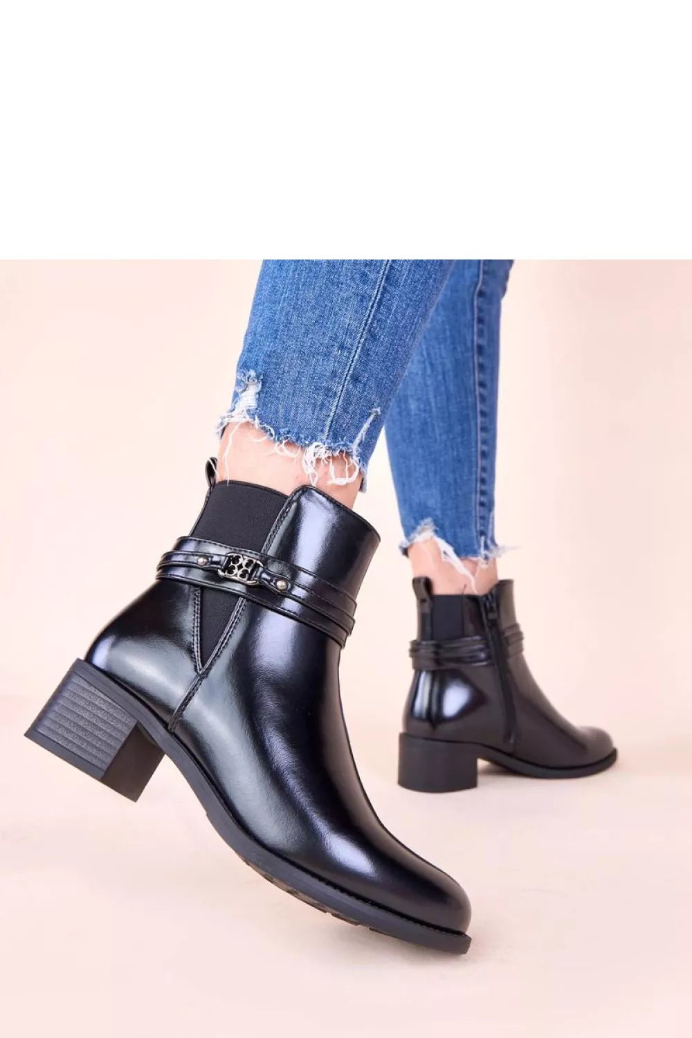 Auliniai batai modelis 222370 Solea