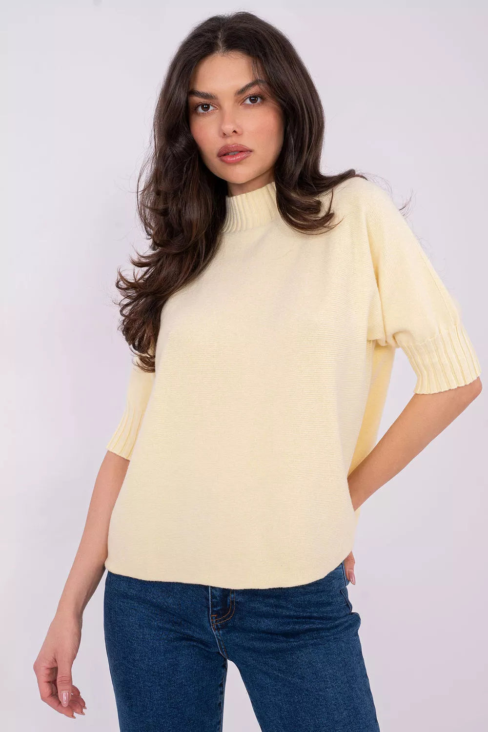 trumpas megztukas trumpomis rankovėmis modelis 222442 Italy Moda