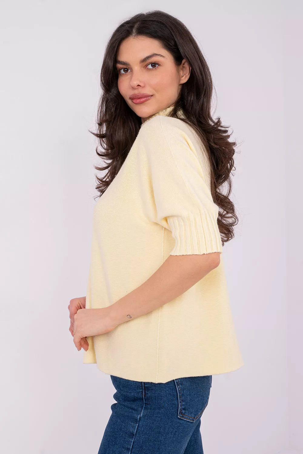 trumpas megztukas trumpomis rankovėmis modelis 222442 Italy Moda