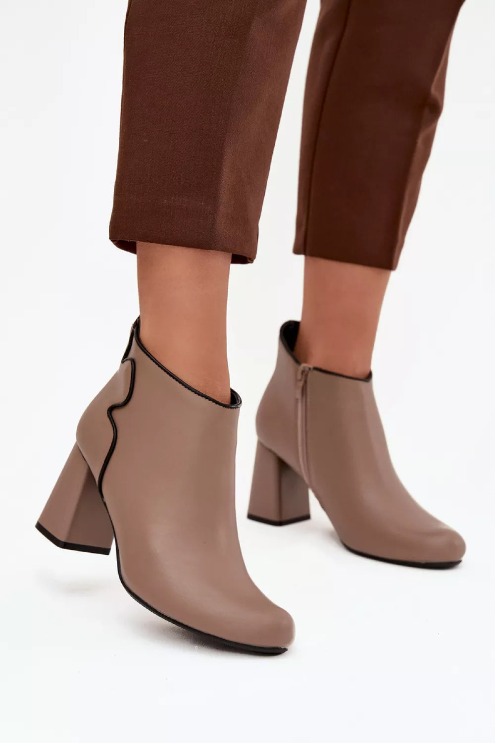 Auliniai batai modelis 222520 ženklo "Step in style"