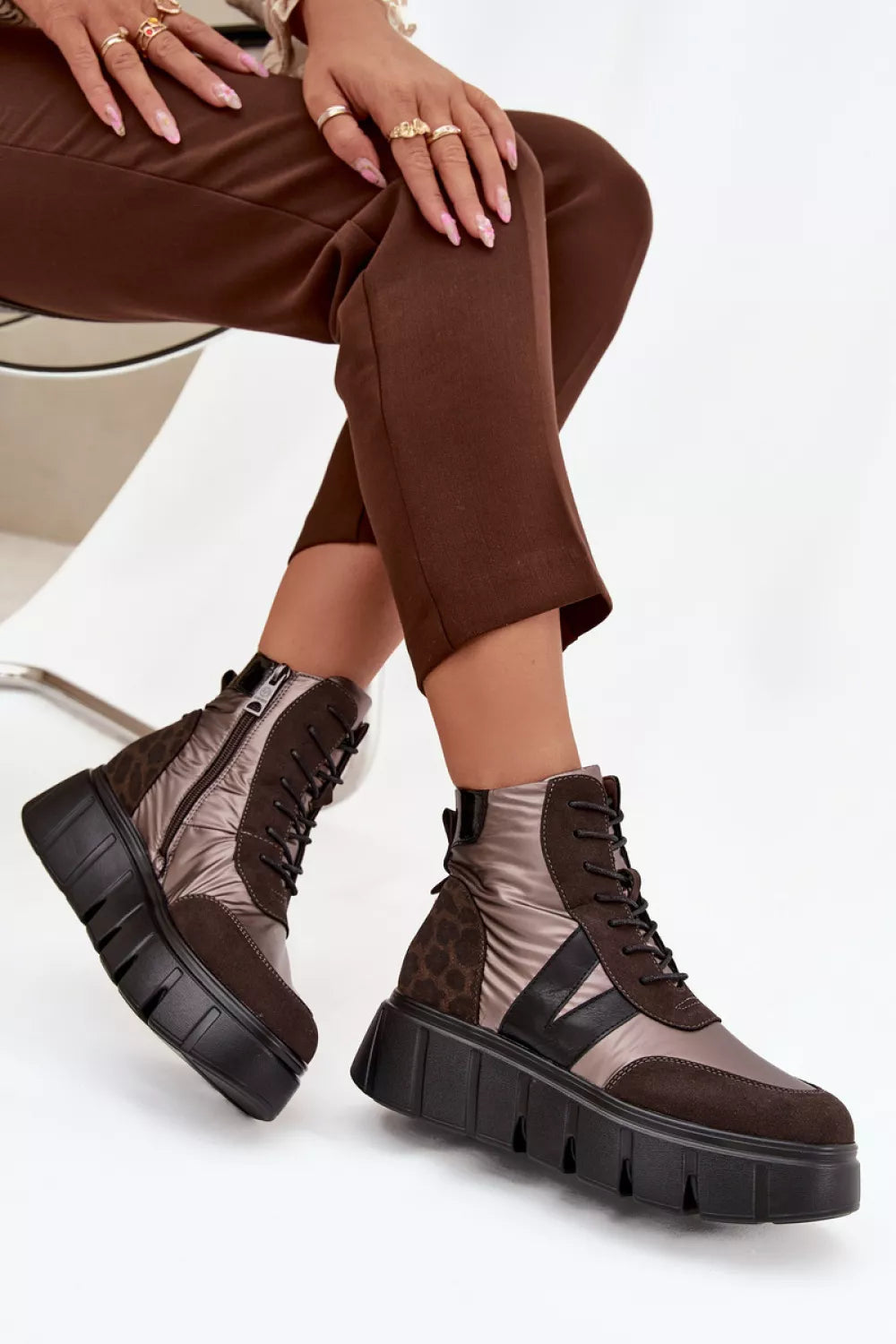Platform batai modelis 222521 Step in style