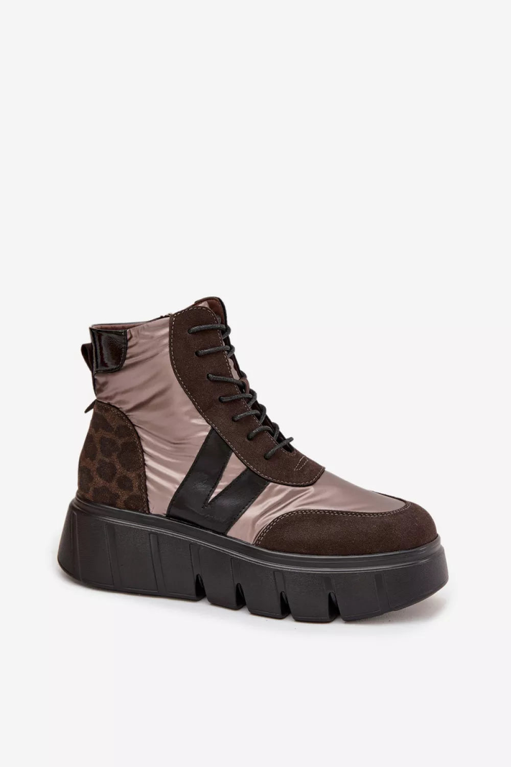 Platform batai modelis 222521 Step in style