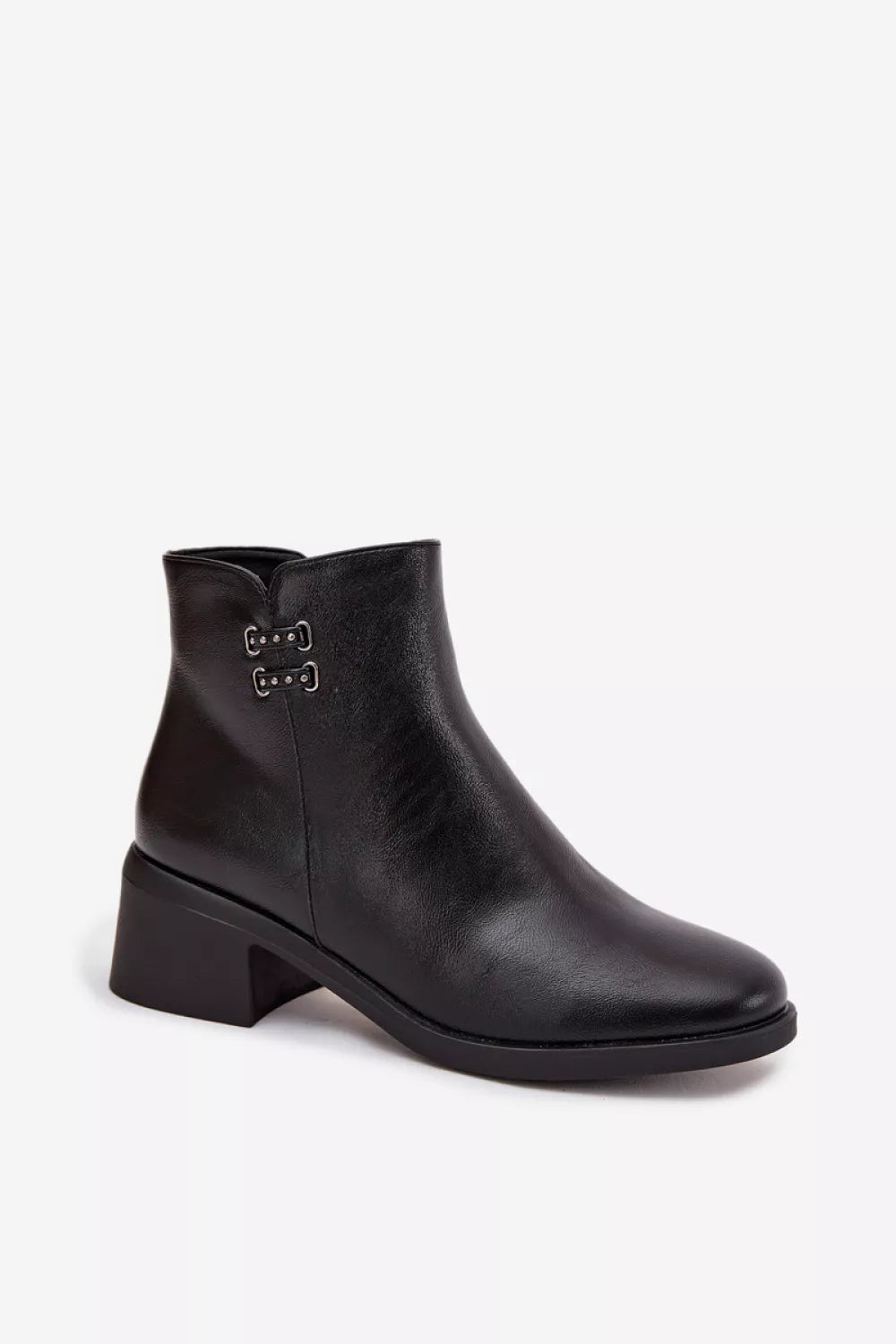 Aulinukai "222522" "Step in style"