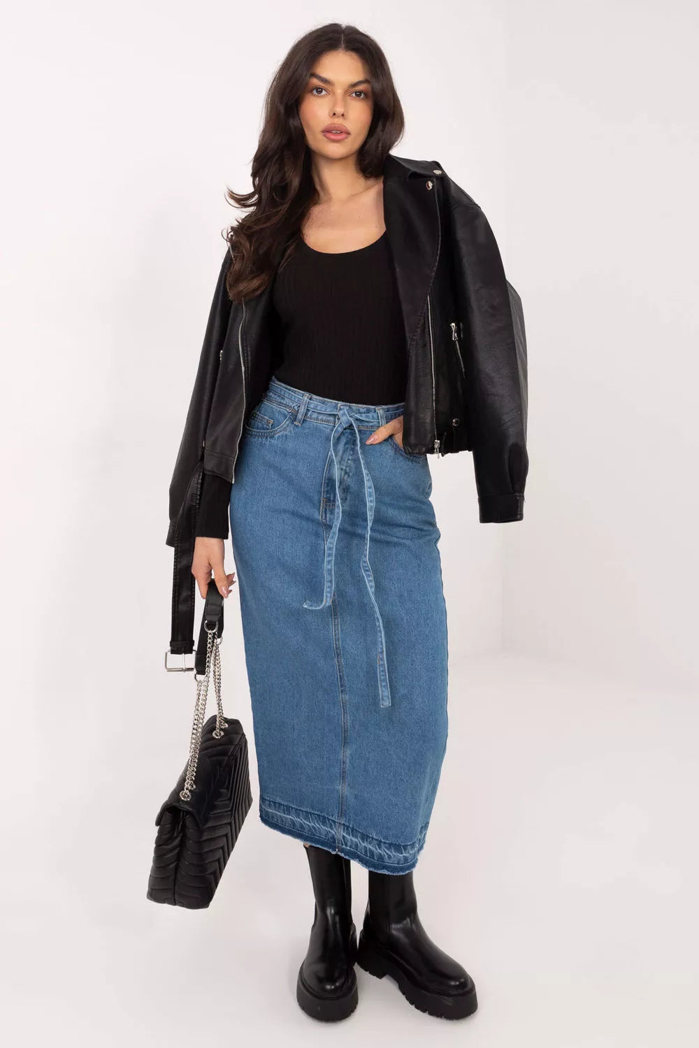 Sijonas modelis 222551 Sublevel