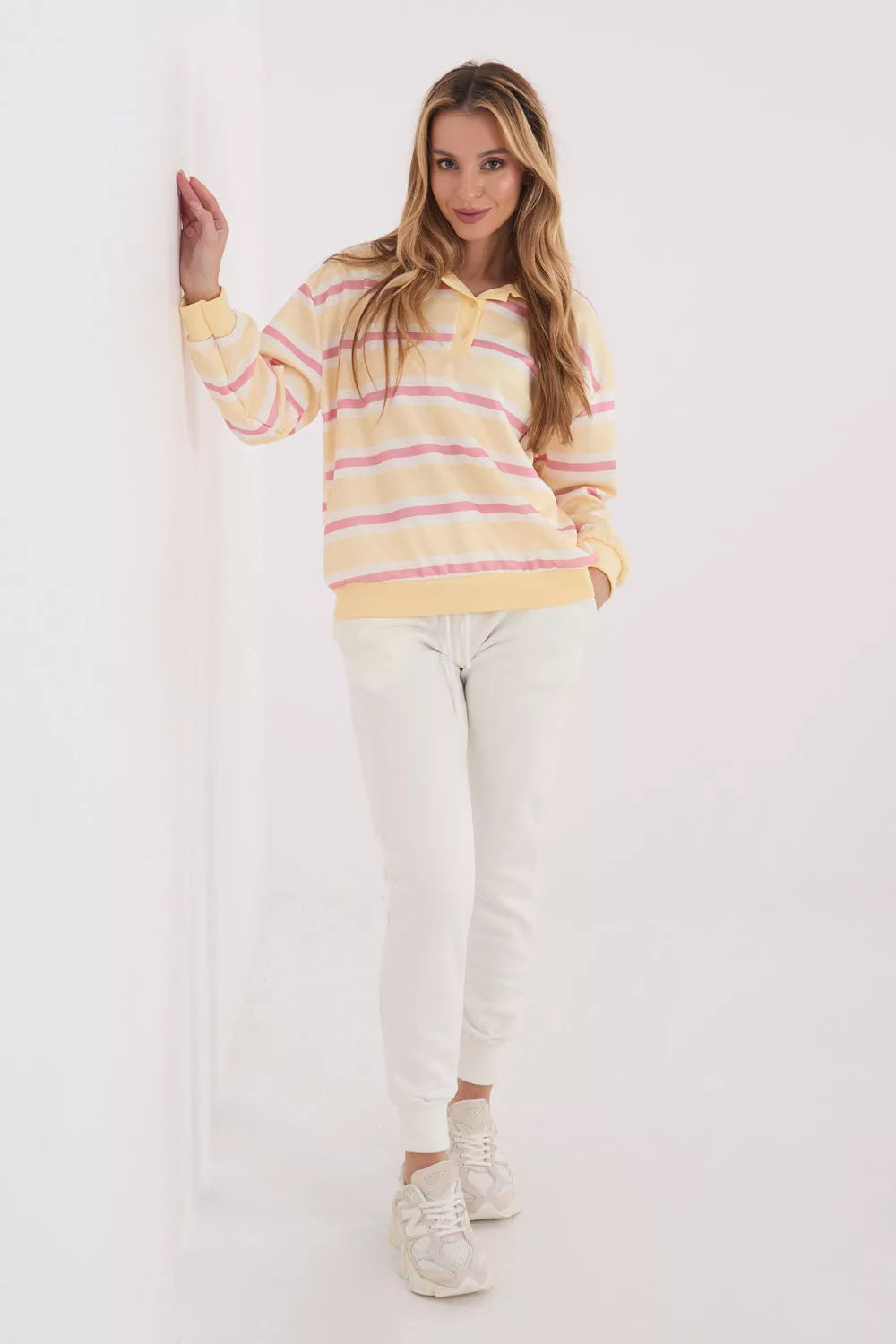 Džemperis modelis 222770 Italy Moda