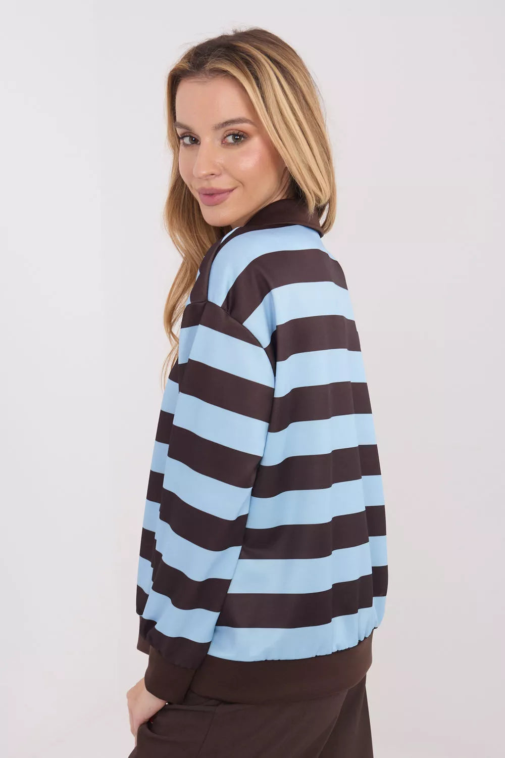 Megztinis modelis 222774 Italy Moda