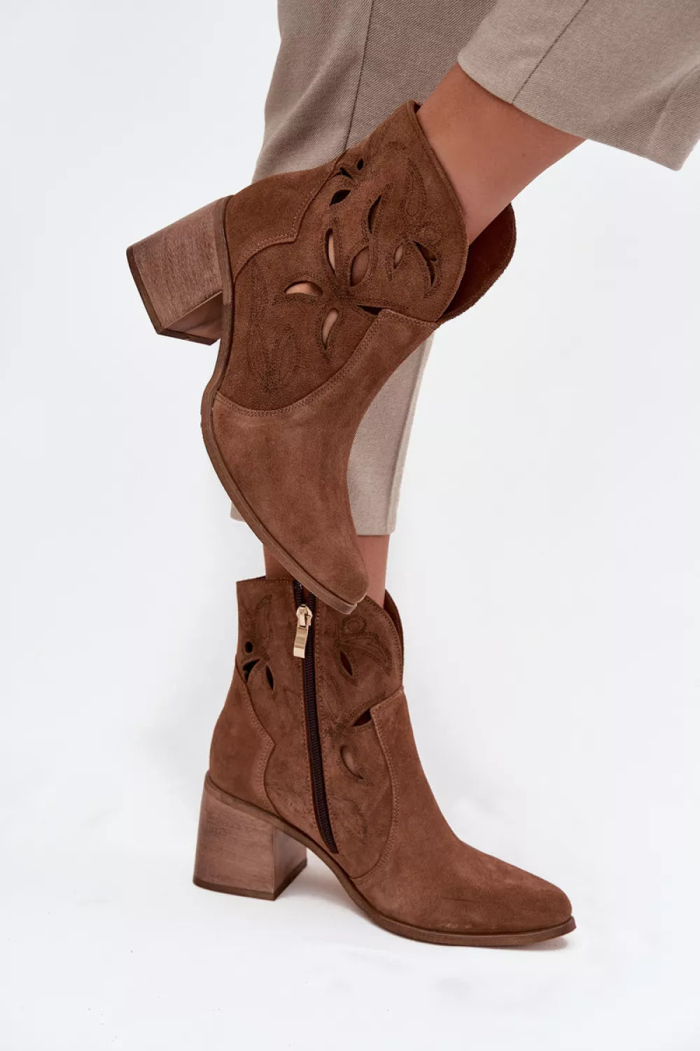 Auliniai batai modelis 222964 Ženkite stilingai