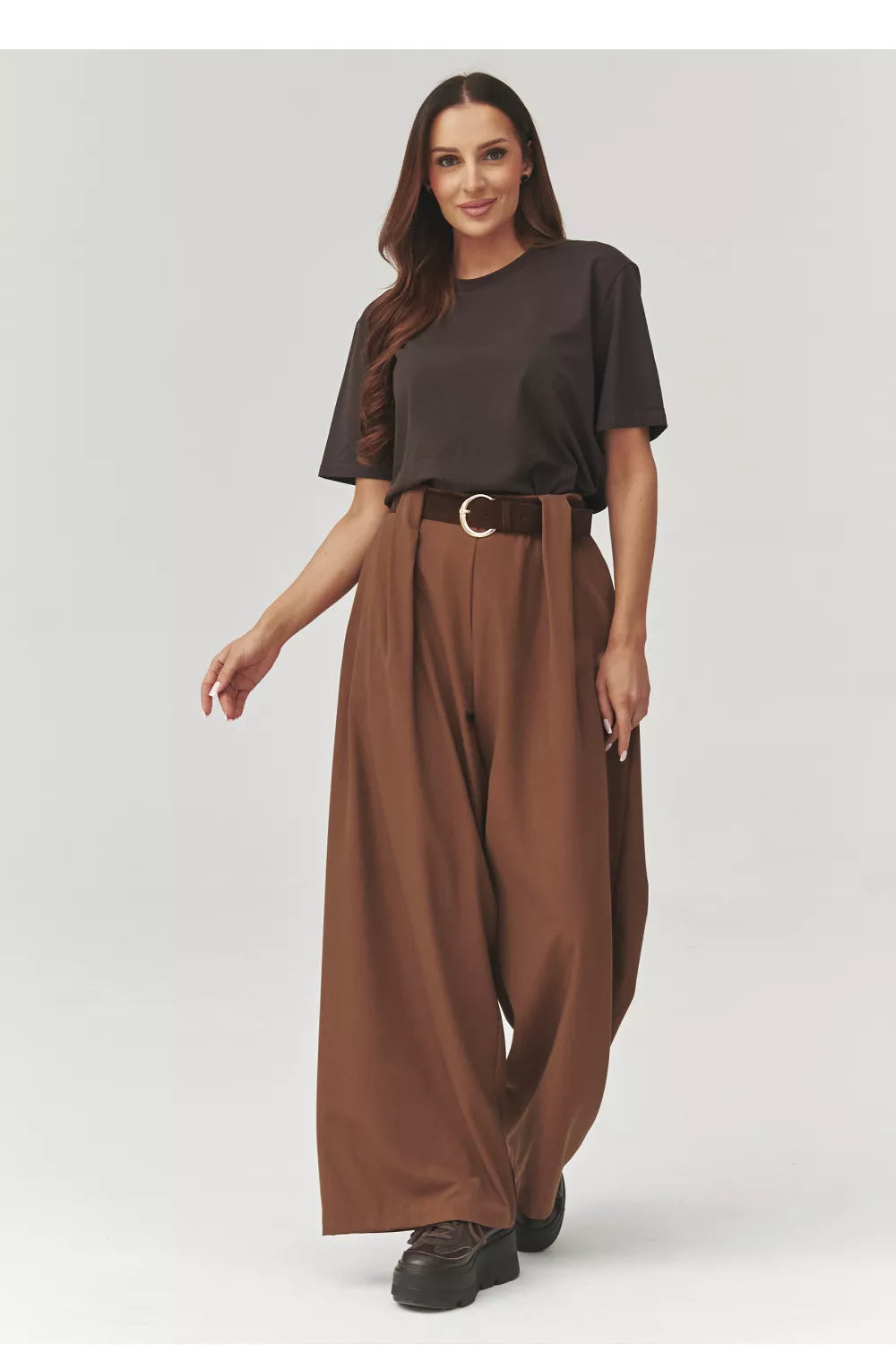 Moteriškos kelnės modelis 223364 Makadamia