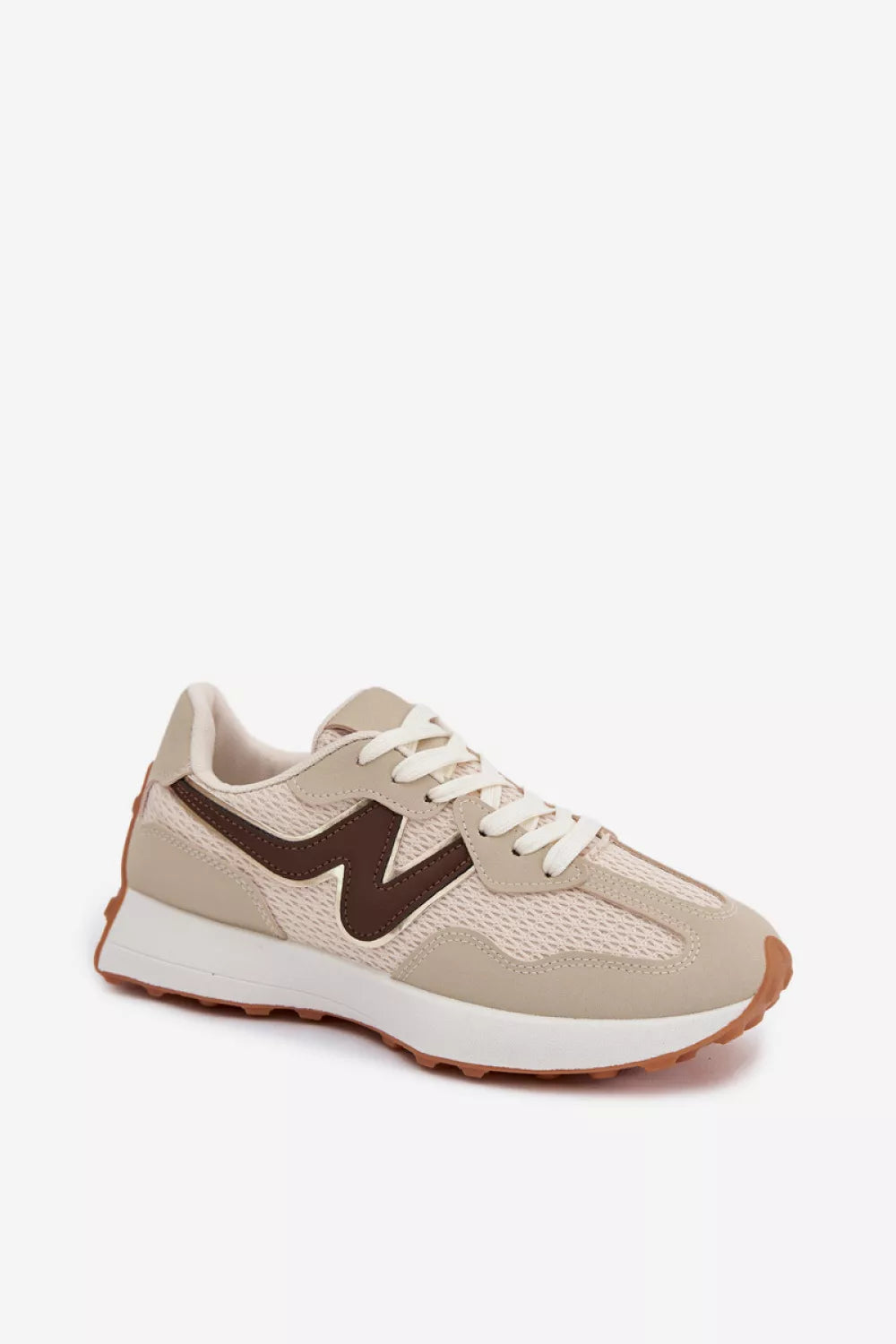 Sportiniai bateliai, modelis 223601 Ženkite stilingai