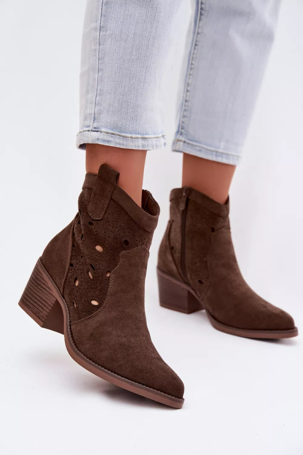 Auliniai batai, modelis 223850. Ženkite stilingai