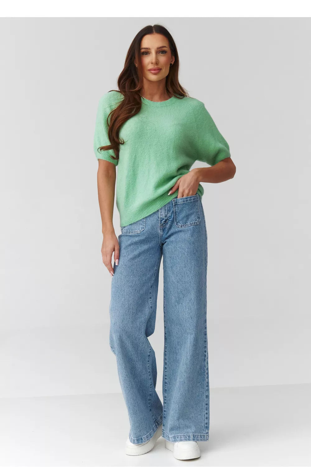 Trumpas megztinis modelis 224078 Makadamia