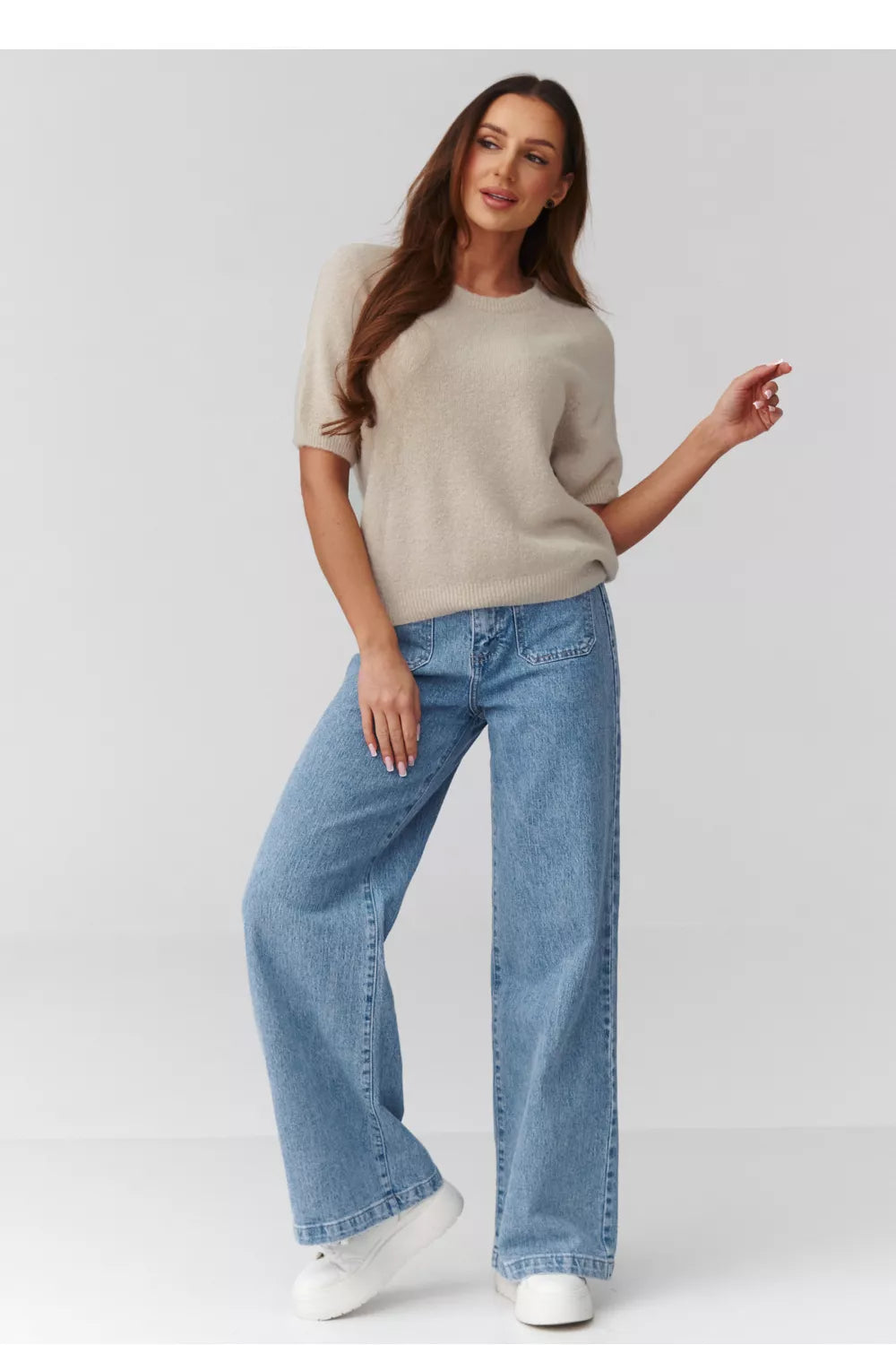 Megztinis trumpomis rankovėmis modelis 224081 Makadamia