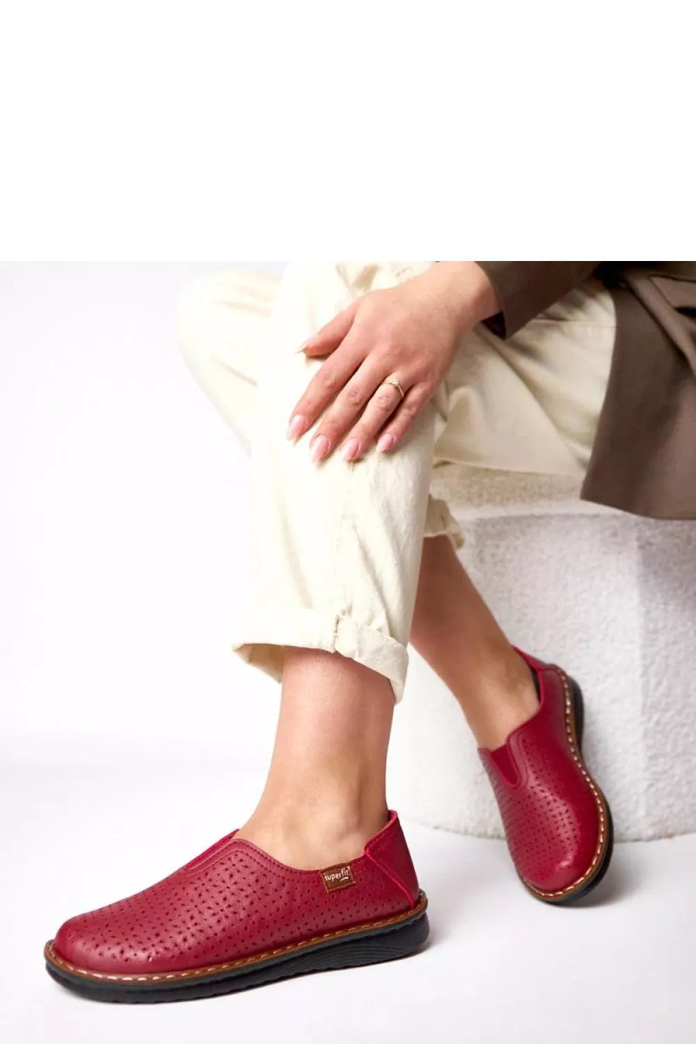 Pusbačiai modelis 224163 Solea