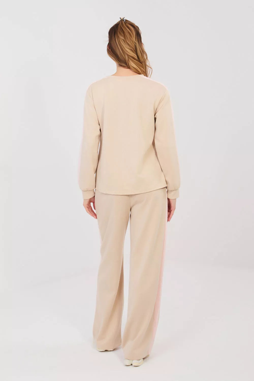 224272 Rue Paris modelis