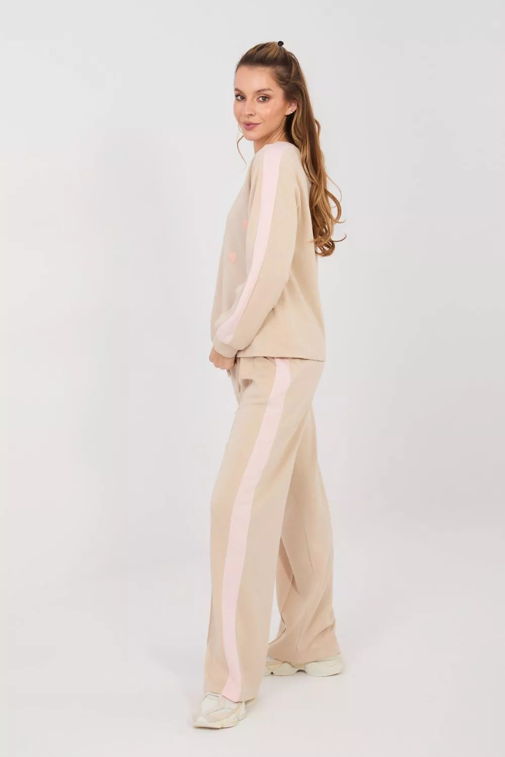 224272 Rue Paris modelis