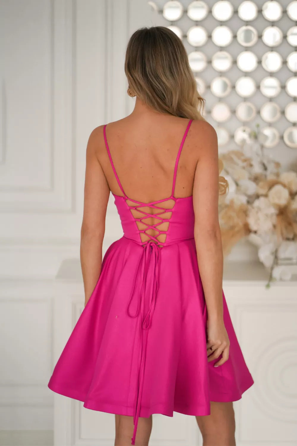 Trumpa suknelė modelis 224301 Bicotone