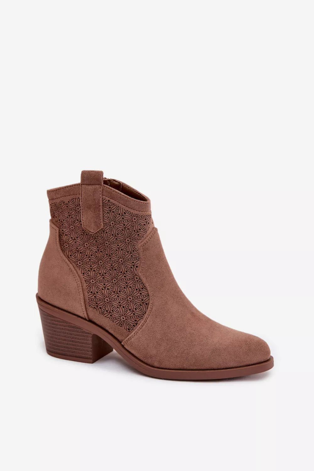 Auliniai batai, modelis 224429 „Step in style“