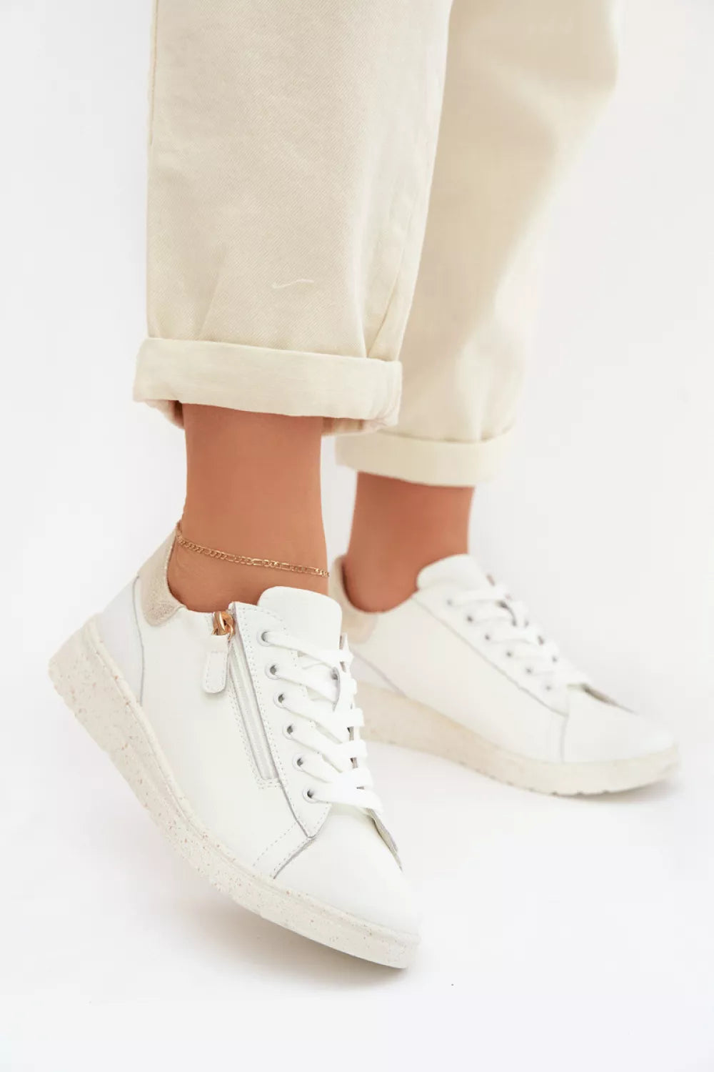 Pusbačiai modelis 224709 Step in style