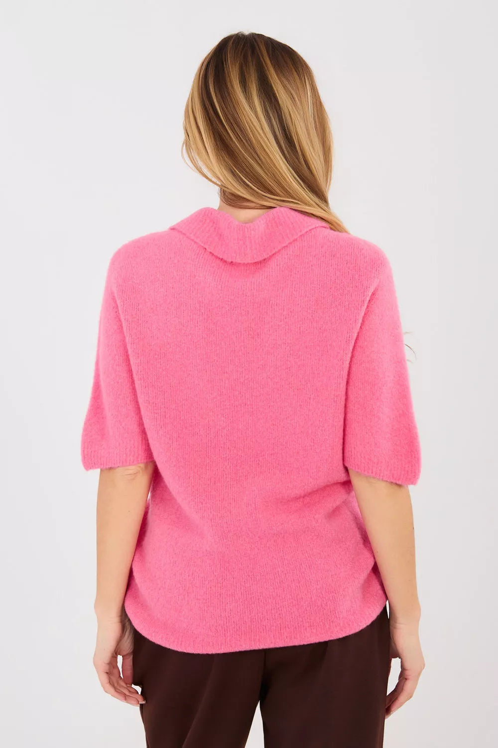 Trumpas megztinis, modelis 224868 Italy Moda
