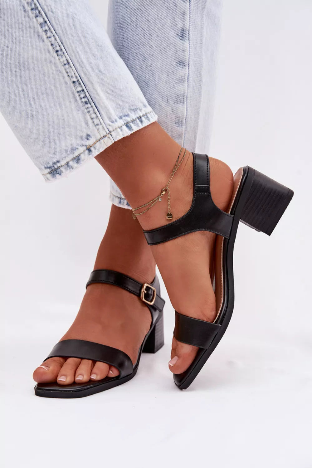 Basutės modelis 225113 Step in style