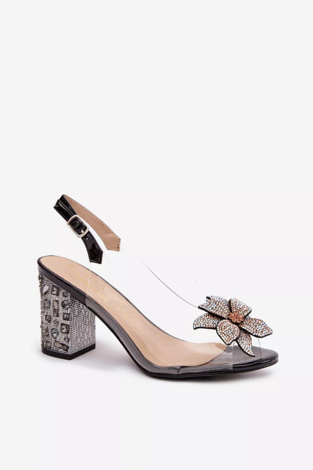 Basutės ant kulno, modelis 225135 „Step in style“